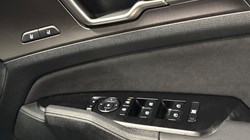 2025 (75) KIA SPORTAGE 1.6T GDi HEV GT-Line S 5dr Auto 4900577