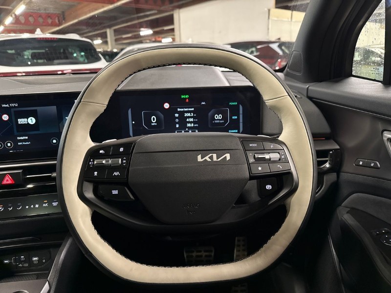 2025 (75) KIA SPORTAGE 1.6T GDi HEV GT-Line S 5dr Auto 4900581