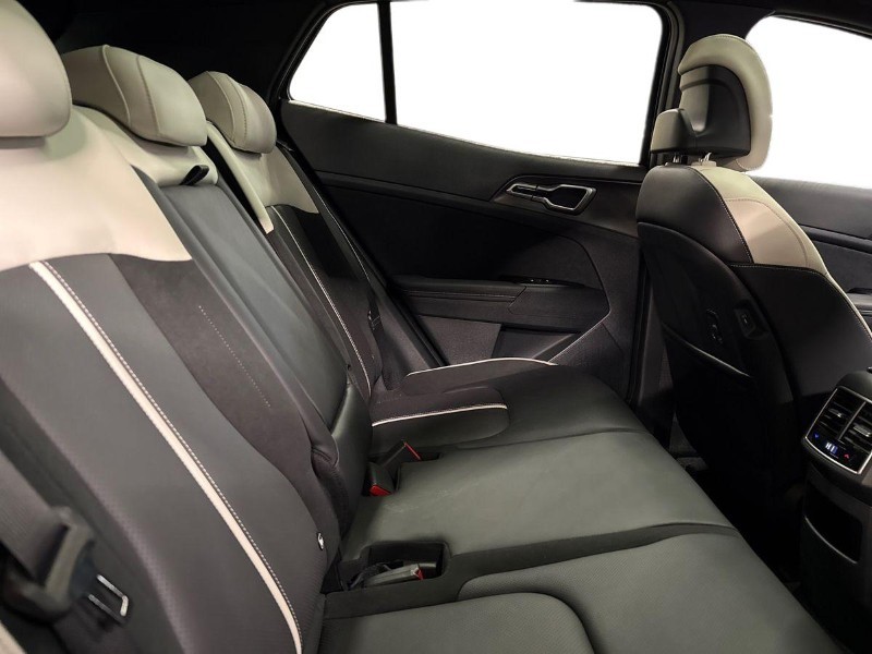 2025 (75) KIA SPORTAGE 1.6T GDi HEV GT-Line S 5dr Auto 4900567