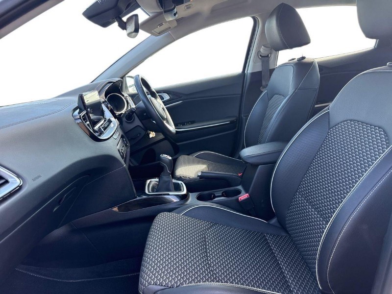 2025 (75) KIA XCEED 1.0T GDi ISG 113 Pure 5dr 5582379