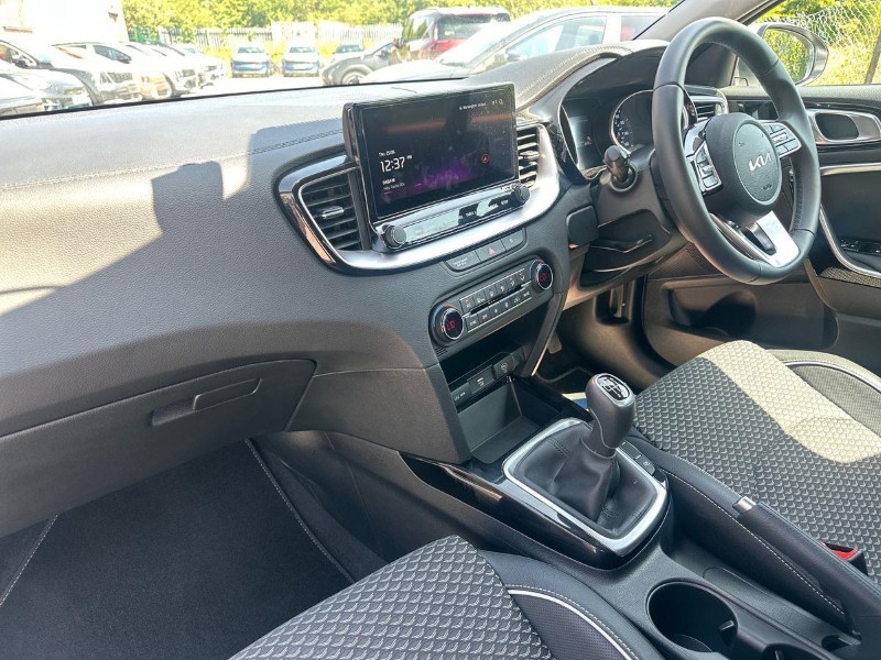 2025 (75) KIA XCEED 1.0T GDi ISG 113 Pure 5dr 5545948