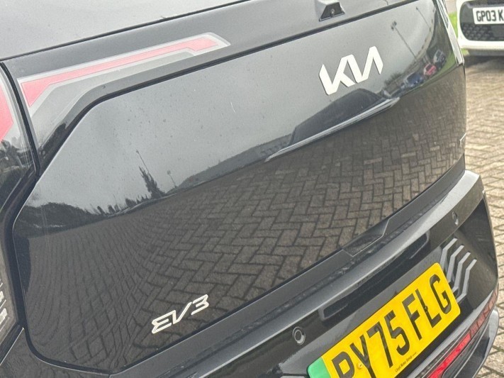 2025 (75) KIA EV3 150kW GT-Line 81.4kWh 5dr Auto 5844433