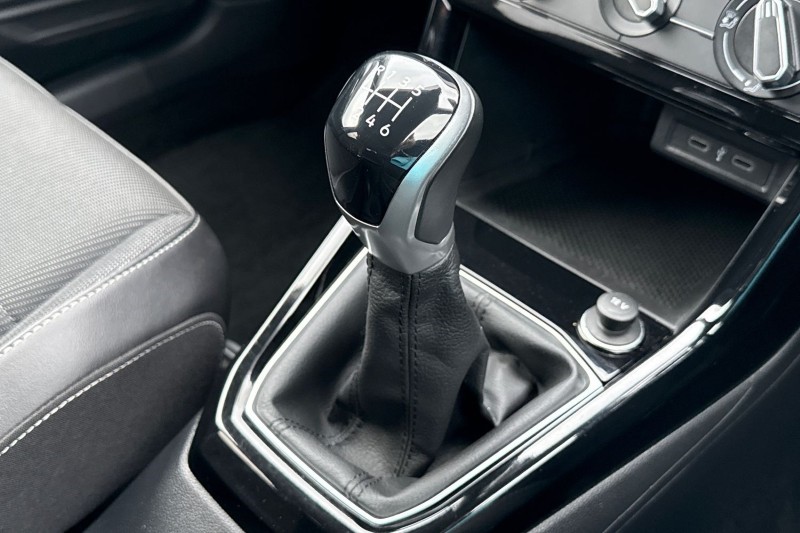 2023 (72) VOLKSWAGEN T-CROSS 1.0 TSI 110 Black Edition 5dr 4984856