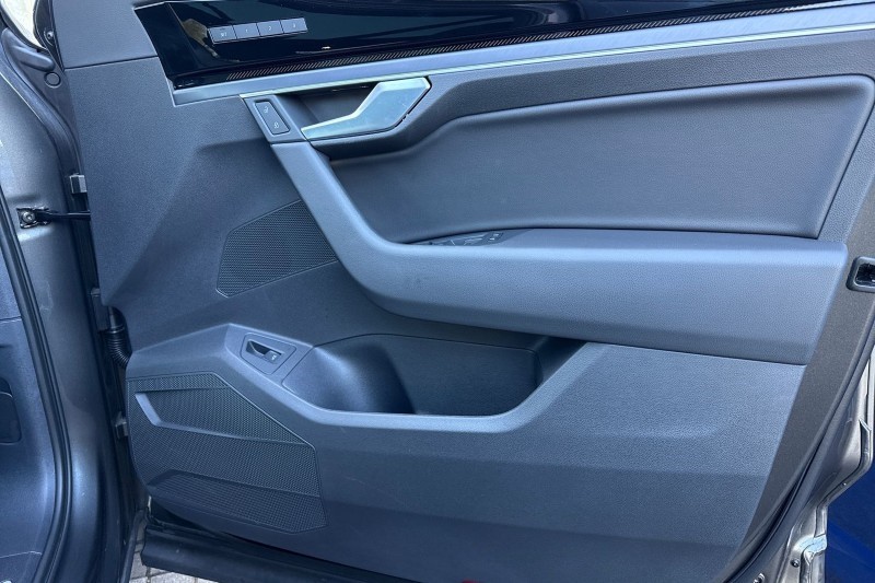 2025 (75) VOLKSWAGEN TOUAREG 3.0 V6 TDI 4Motion 286 Black Edition 5dr Tip Auto 5282322