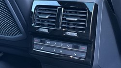 2025 (75) VOLKSWAGEN TOUAREG 3.0 V6 TDI 4Motion 286 Black Edition 5dr Tip Auto 5282353