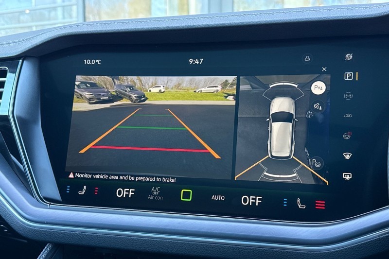 2025 (75) VOLKSWAGEN TOUAREG 3.0 V6 TDI 4Motion 286 Black Edition 5dr Tip Auto 5282334