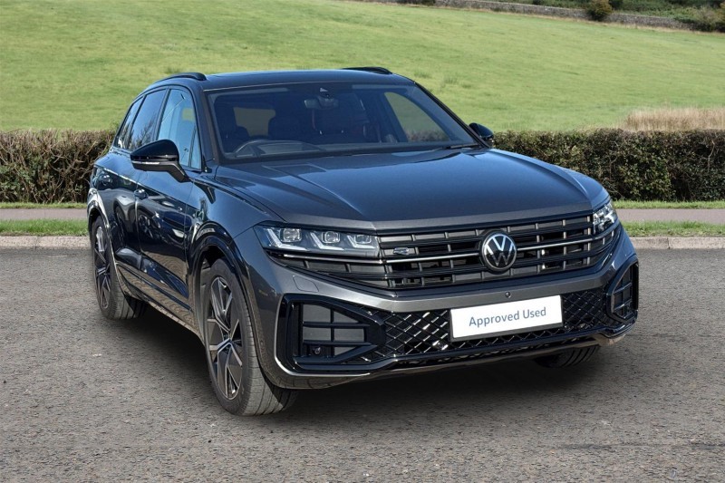 2025 (75) VOLKSWAGEN TOUAREG 3.0 V6 TDI 4Motion 286 Black Edition 5dr Tip Auto