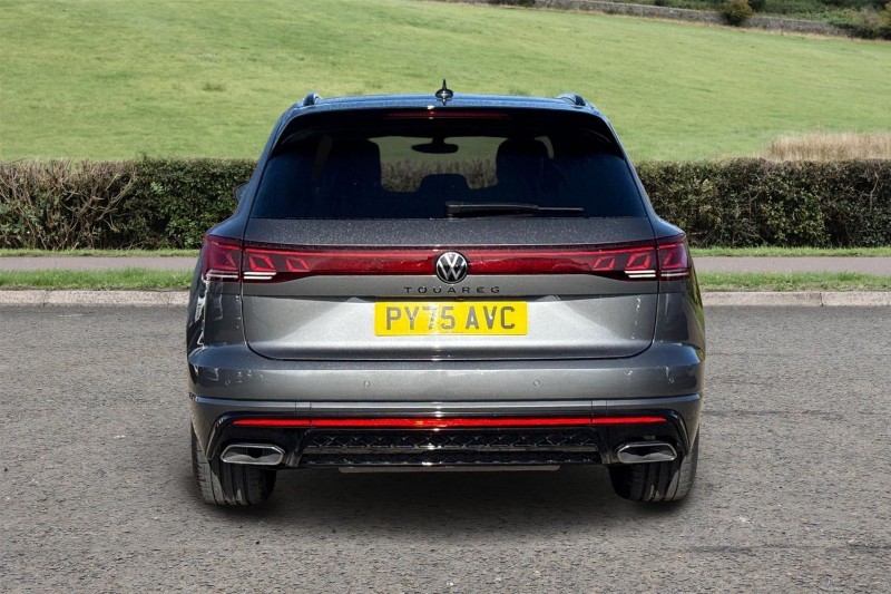 2025 (75) VOLKSWAGEN TOUAREG 3.0 V6 TDI 4Motion 286 Black Edition 5dr Tip Auto 5282316