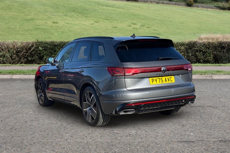 2025 (75) VOLKSWAGEN TOUAREG 3.0 V6 TDI 4Motion 286 Black Edition 5dr Tip Auto 5282312