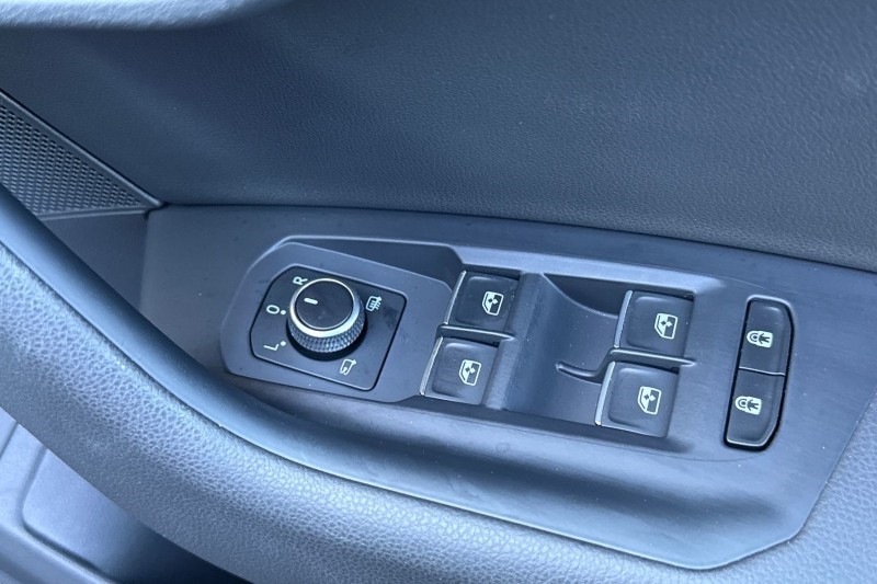 2025 (75) VOLKSWAGEN TOUAREG 3.0 V6 TDI 4Motion 286 Black Edition 5dr Tip Auto 5282324