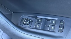 2025 (75) VOLKSWAGEN TOUAREG 3.0 V6 TDI 4Motion 286 Black Edition 5dr Tip Auto 5282324