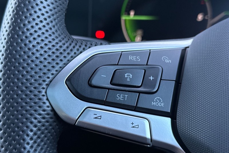 2025 (75) VOLKSWAGEN TOUAREG 3.0 V6 TDI 4Motion 286 Black Edition 5dr Tip Auto 5282329