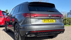 2025 (75) VOLKSWAGEN TOUAREG 3.0 V6 TDI 4Motion 286 Black Edition 5dr Tip Auto 5282348