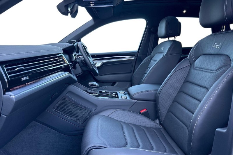 2025 (75) VOLKSWAGEN TOUAREG 3.0 V6 TDI 4Motion 286 Black Edition 5dr Tip Auto 5282313