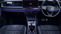 2025 (75) VOLKSWAGEN TAYRON 1.5 TSI eHybrid 272 R-Line Edition 5dr DSG6 4900827