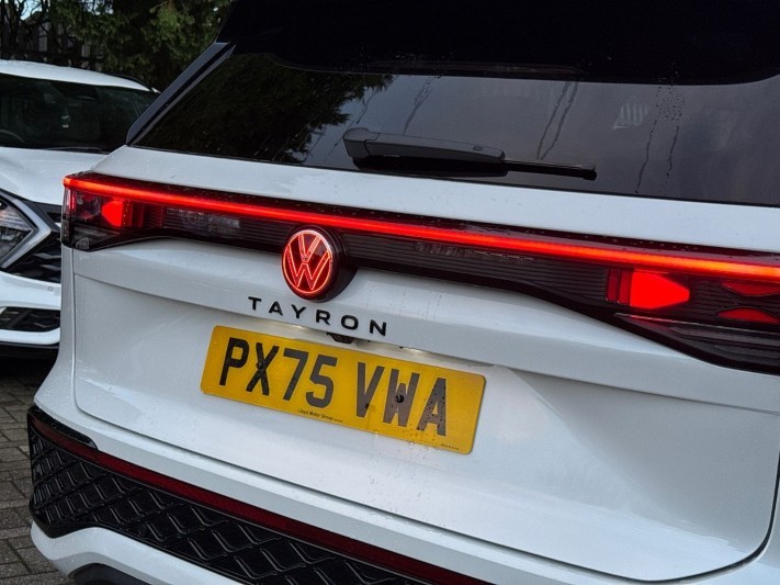 2025 (75) VOLKSWAGEN TAYRON 1.5 TSI eHybrid 272 R-Line Edition 5dr DSG6 4900857
