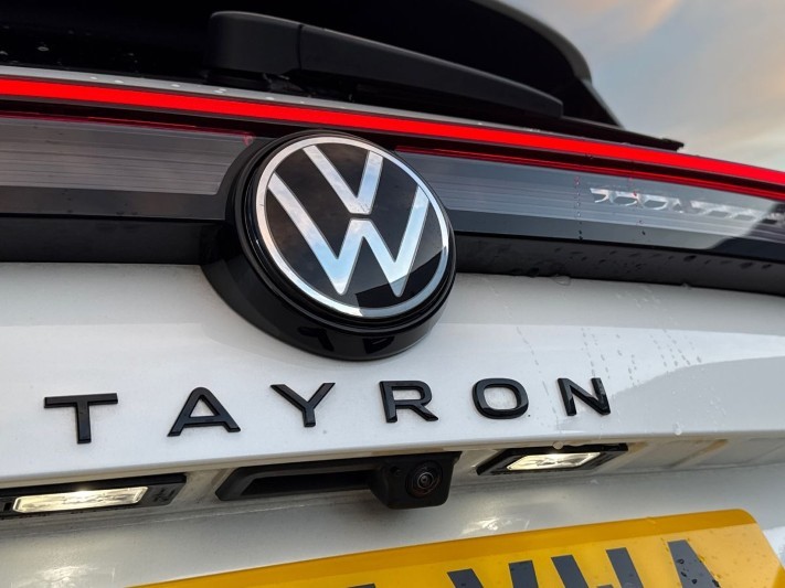 2025 (75) VOLKSWAGEN TAYRON 1.5 TSI eHybrid 272 R-Line Edition 5dr DSG6 4900858