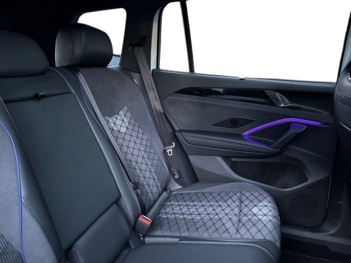 2025 (75) VOLKSWAGEN TAYRON 1.5 TSI eHybrid 272 R-Line Edition 5dr DSG6 4900822