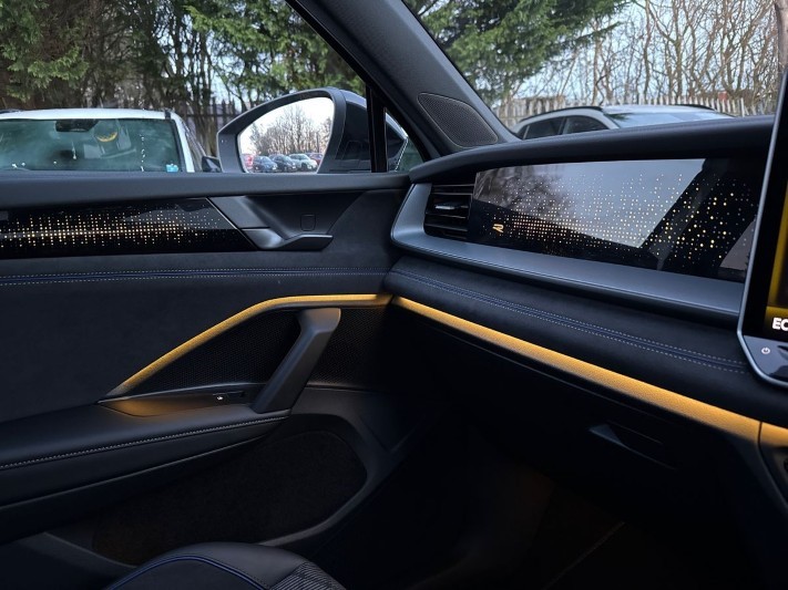 2025 (75) VOLKSWAGEN TAYRON 1.5 TSI eHybrid 272 R-Line Edition 5dr DSG6 4900847