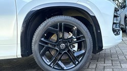 2025 (75) VOLKSWAGEN TAYRON 1.5 TSI eHybrid 272 R-Line Edition 5dr DSG6 4900826