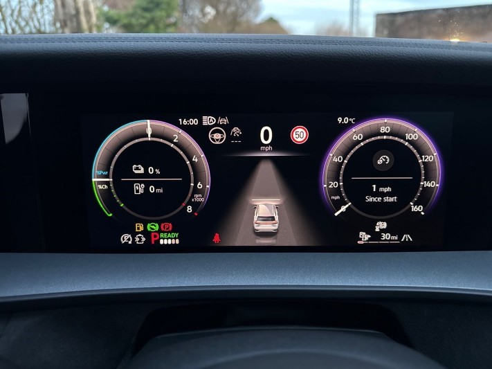 2025 (75) VOLKSWAGEN TAYRON 1.5 TSI eHybrid 272 R-Line Edition 5dr DSG6 4900839