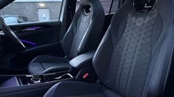 2025 (75) VOLKSWAGEN TAYRON 1.5 TSI eHybrid 272 R-Line Edition 5dr DSG6 4900850