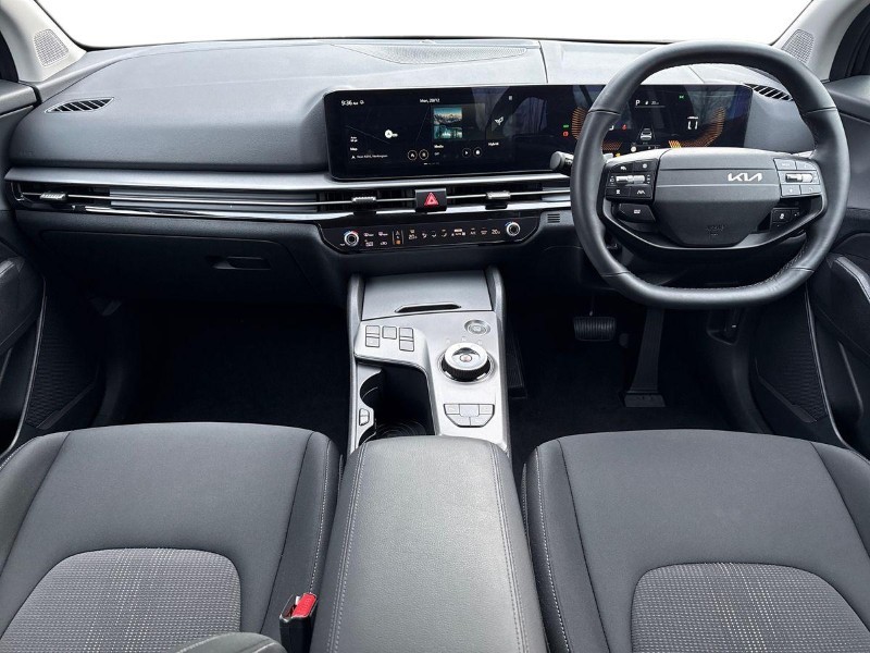 2025 (75) KIA SPORTAGE 1.6T GDi HEV Pure 5dr Auto 4903920