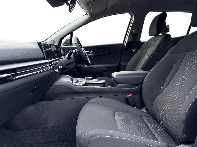 2025 (75) KIA SPORTAGE 1.6T GDi HEV Pure 5dr Auto 4903914