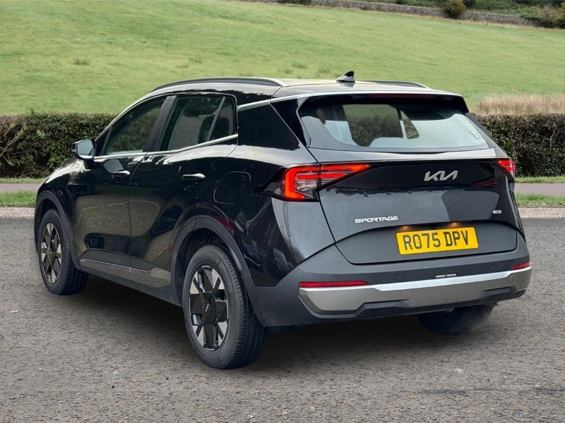 2025 (75) KIA SPORTAGE 1.6T GDi HEV Pure 5dr Auto 4903913
