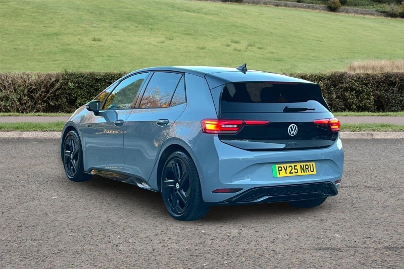 2025 (25) VOLKSWAGEN ID.3 240kW GTX Performance 79kWh 5dr Auto 4920015