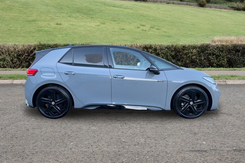 2025 (25) VOLKSWAGEN ID.3 240kW GTX Performance 79kWh 5dr Auto 4920018