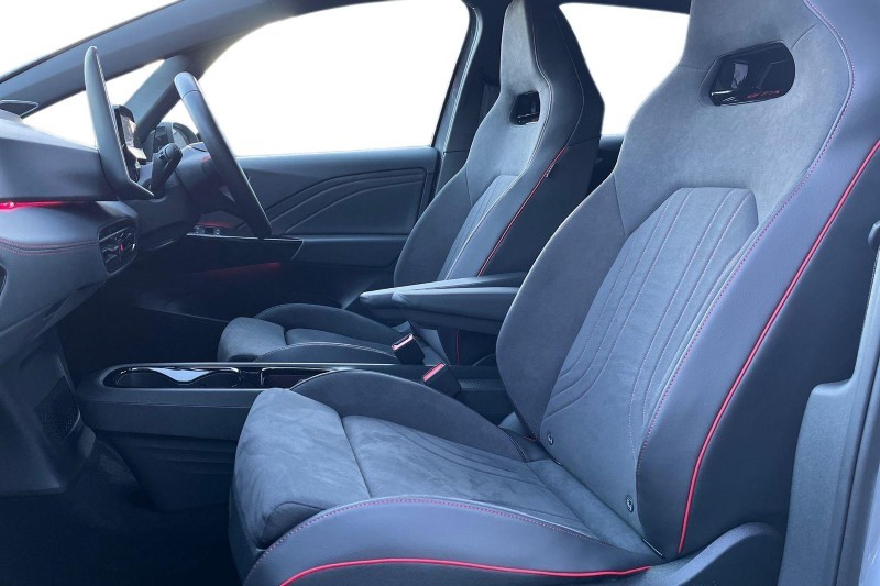 2025 (25) VOLKSWAGEN ID.3 240kW GTX Performance 79kWh 5dr Auto 4920016