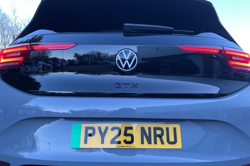 2025 (25) VOLKSWAGEN ID.3 240kW GTX Performance 79kWh 5dr Auto 4920054