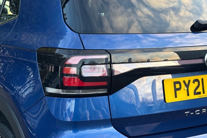 2021 (21) VOLKSWAGEN T-CROSS 1.5 TSI EVO R-Line 5dr DSG 4908727