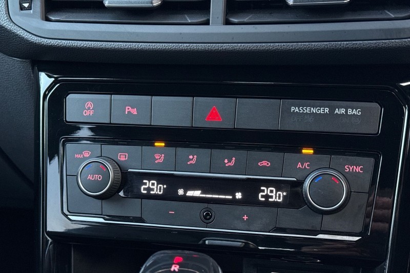 2021 (21) VOLKSWAGEN T-CROSS 1.5 TSI EVO R-Line 5dr DSG 4908717