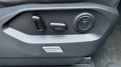 2022 (22) VOLKSWAGEN TOUAREG 3.0 V6 TSI 4Motion Black Edition 5dr Tip Auto 4921811