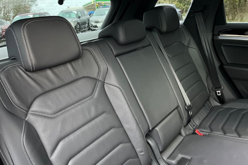 2022 (22) VOLKSWAGEN TOUAREG 3.0 V6 TSI 4Motion Black Edition 5dr Tip Auto 4921829