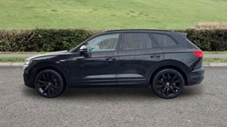 2022 (22) VOLKSWAGEN TOUAREG 3.0 V6 TSI 4Motion Black Edition 5dr Tip Auto 4921801