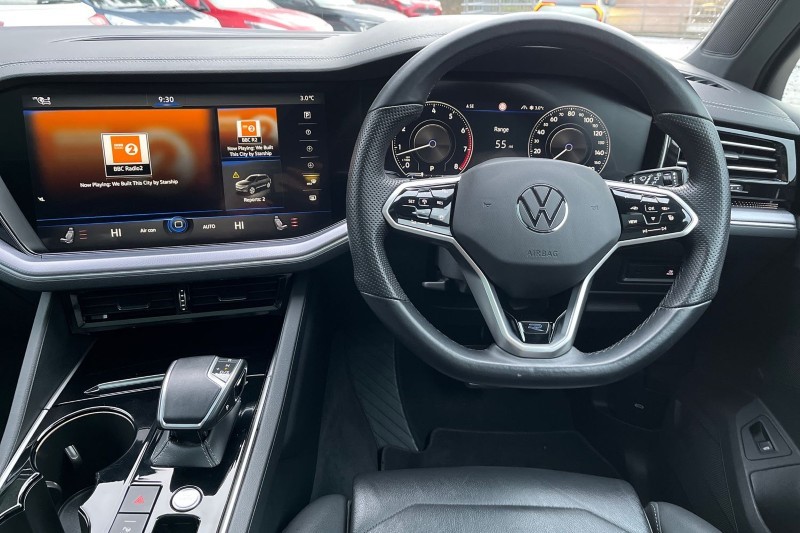 2022 (22) VOLKSWAGEN TOUAREG 3.0 V6 TSI 4Motion Black Edition 5dr Tip Auto 4921818