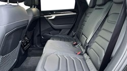 2022 (22) VOLKSWAGEN TOUAREG 3.0 V6 TSI 4Motion Black Edition 5dr Tip Auto 4921800