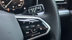 2022 (22) VOLKSWAGEN TOUAREG 3.0 V6 TSI 4Motion Black Edition 5dr Tip Auto 4921816