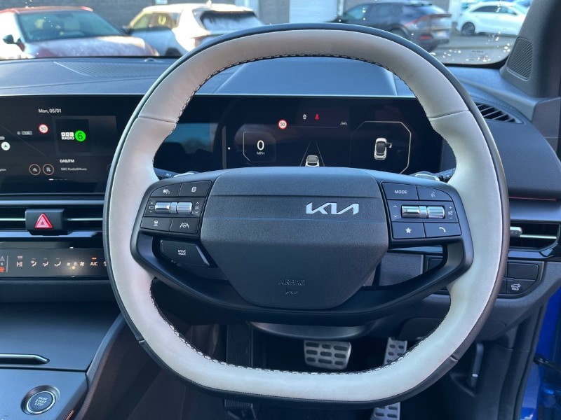 2025 (75) KIA SPORTAGE 1.6T GDi HEV GT-Line S 5dr Auto 4915474