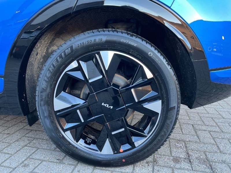 2025 (75) KIA SPORTAGE 1.6T GDi HEV GT-Line S 5dr Auto 4915465