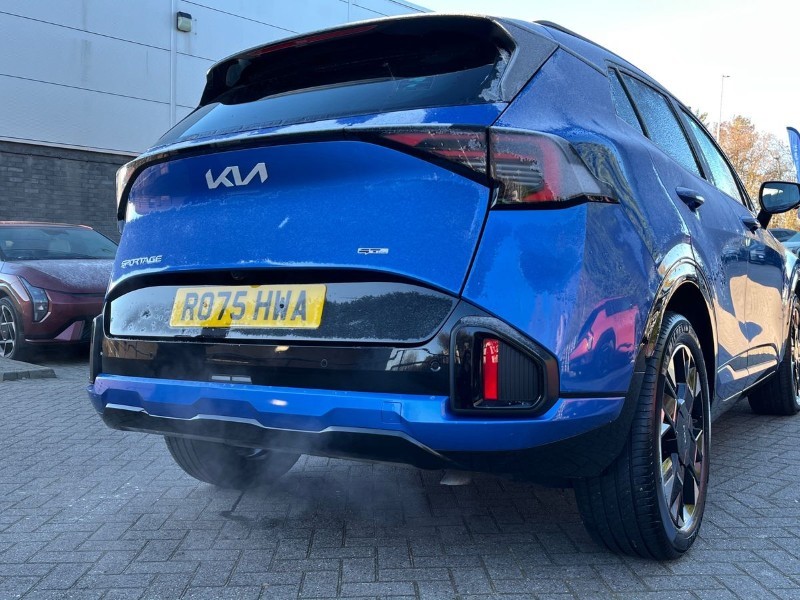 2025 (75) KIA SPORTAGE 1.6T GDi HEV GT-Line S 5dr Auto 4915498