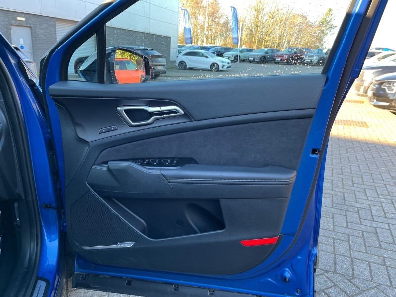 2025 (75) KIA SPORTAGE 1.6T GDi HEV GT-Line S 5dr Auto 4915468