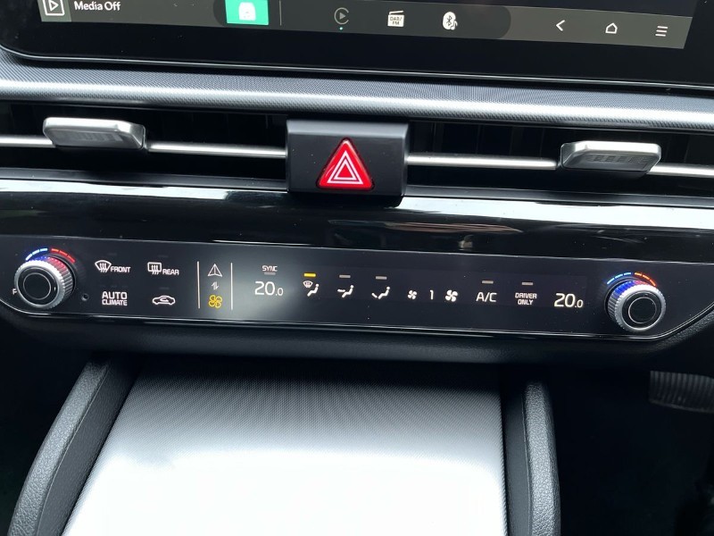 2025 (75) KIA SPORTAGE 1.6T GDi HEV Pure 5dr Auto 4905024