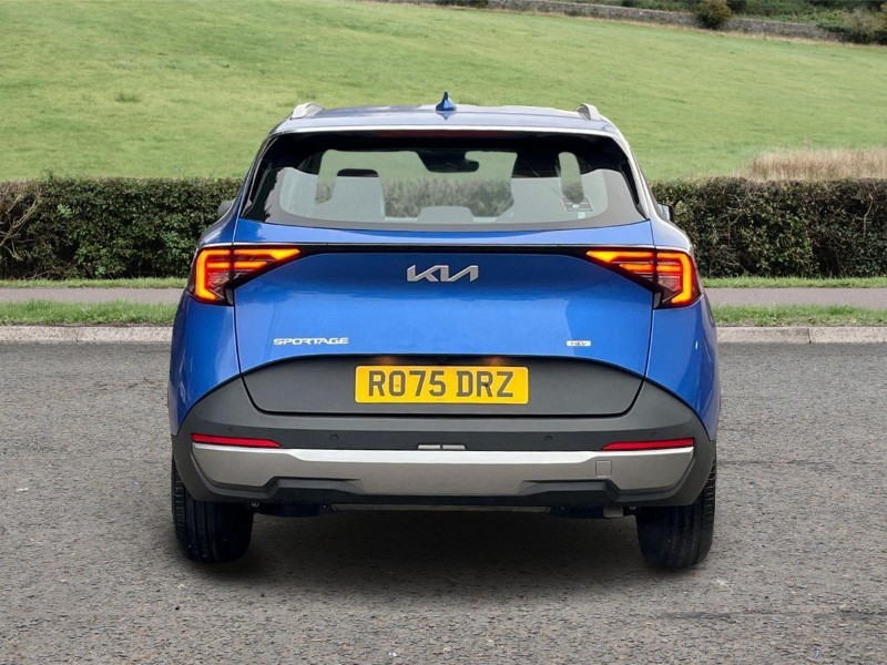 2025 (75) KIA SPORTAGE 1.6T GDi HEV Pure 5dr Auto 4905004