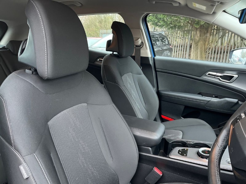 2025 (75) KIA SPORTAGE 1.6T GDi HEV Pure 5dr Auto 4905014