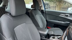 2025 (75) KIA SPORTAGE 1.6T GDi HEV Pure 5dr Auto 4905014