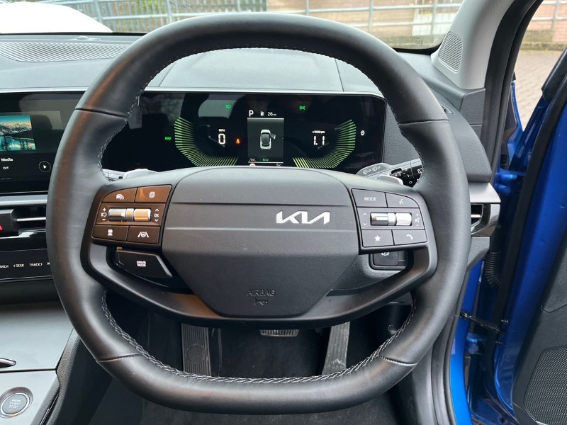 2025 (75) KIA SPORTAGE 1.6T GDi HEV Pure 5dr Auto 4905015